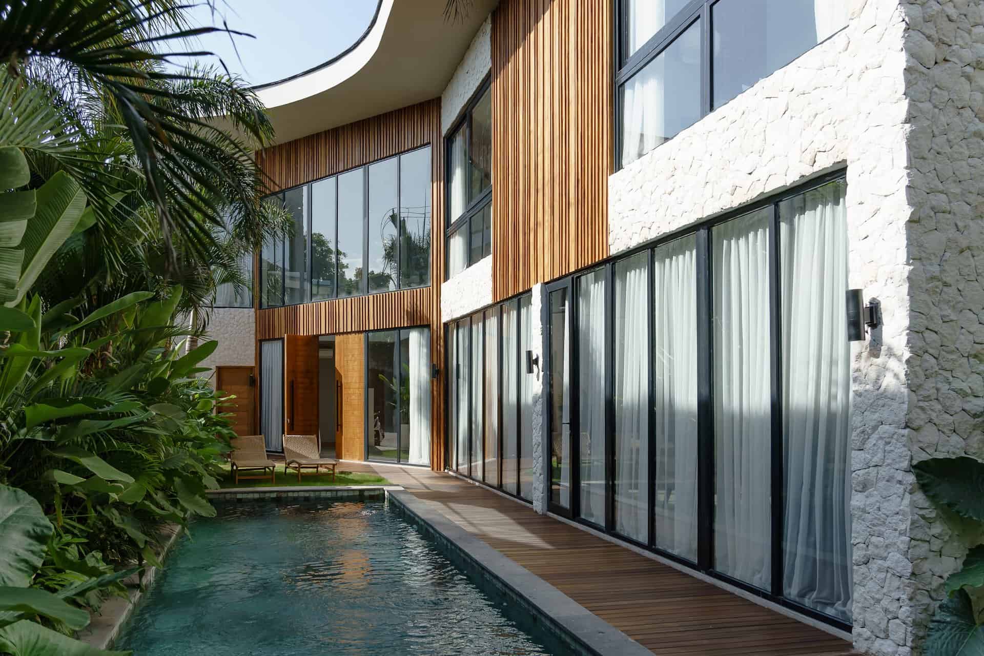 STUNNING 5 BEDROOM VILLA FOR SALE LEASEHOLD IN BERAWA BE-1124 